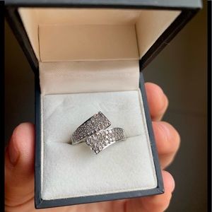 Women’s Diamond Ring Size 8